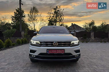 Внедорожник / Кроссовер Volkswagen Tiguan Allspace 2020 в 