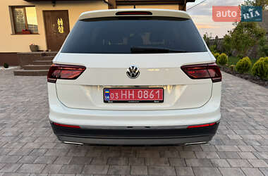 Внедорожник / Кроссовер Volkswagen Tiguan Allspace 2020 в 