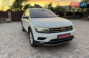 Внедорожник / Кроссовер Volkswagen Tiguan Allspace 2020 в 