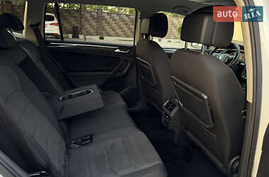 Внедорожник / Кроссовер Volkswagen Tiguan Allspace 2020 в 