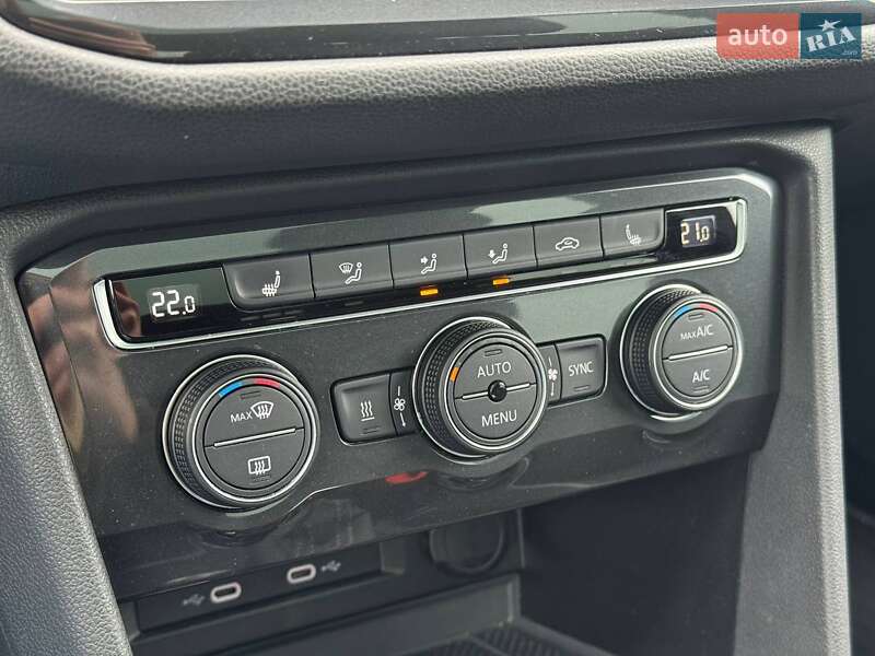 Внедорожник / Кроссовер Volkswagen Tiguan Allspace 2021 в Луцке