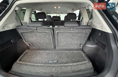 Внедорожник / Кроссовер Volkswagen Tiguan Allspace 2019 в 