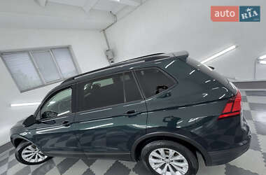 Внедорожник / Кроссовер Volkswagen Tiguan Allspace 2019 в 