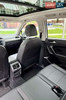 Внедорожник / Кроссовер Volkswagen Tiguan Allspace 2021 в 
