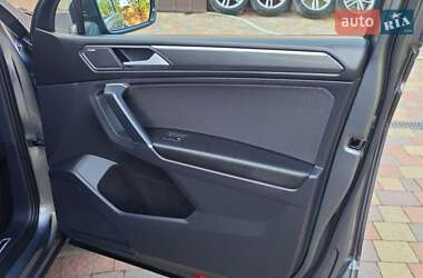 Внедорожник / Кроссовер Volkswagen Tiguan Allspace 2019 в 