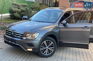 Внедорожник / Кроссовер Volkswagen Tiguan Allspace 2018 в Луцке