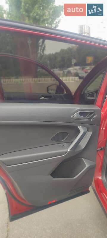 Внедорожник / Кроссовер Volkswagen Tiguan Allspace 2019 в Киеве фото 27 Внедорожник / Кроссовер Volkswagen Tiguan Allspace 2019 в Киеве