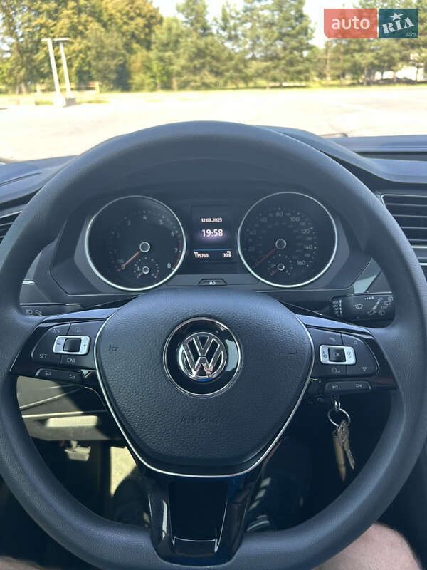 Внедорожник / Кроссовер Volkswagen Tiguan Allspace 2017 в Самборе