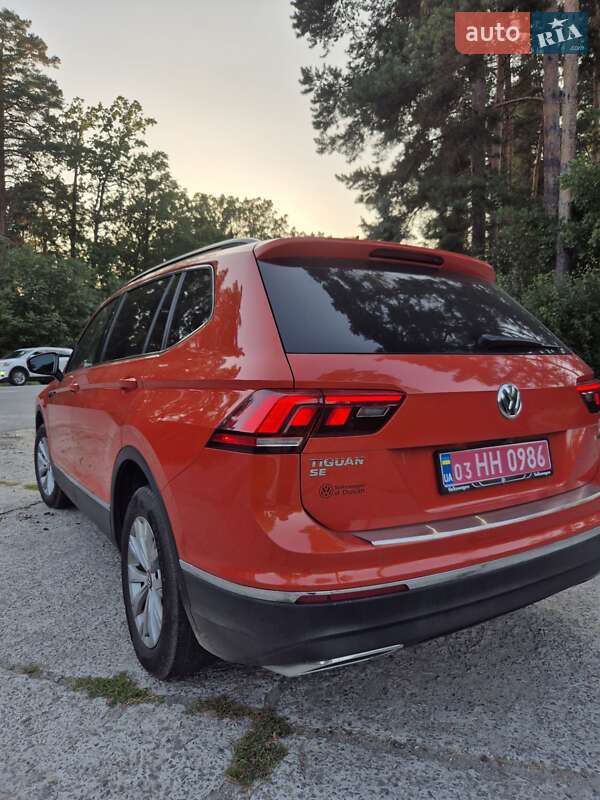 Внедорожник / Кроссовер Volkswagen Tiguan Allspace 2018 в Шепетовке