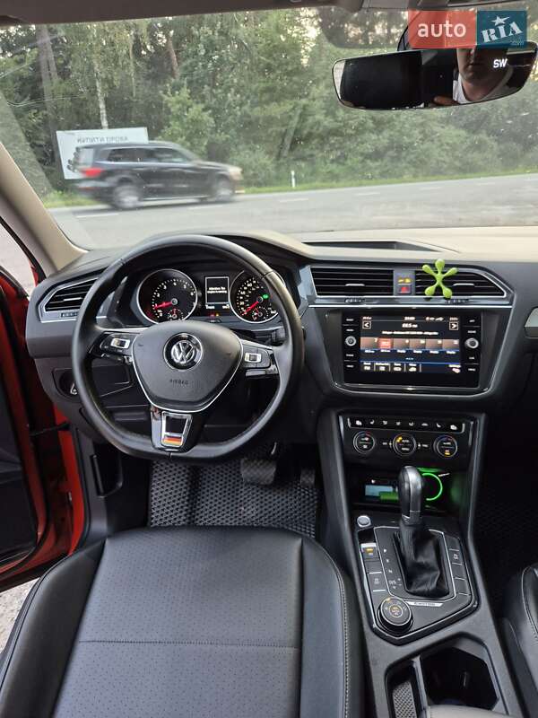 Внедорожник / Кроссовер Volkswagen Tiguan Allspace 2018 в Шепетовке