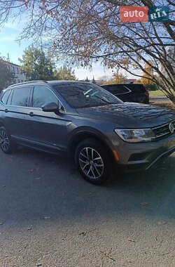 Внедорожник / Кроссовер Volkswagen Tiguan Allspace 2020 в Одессе
