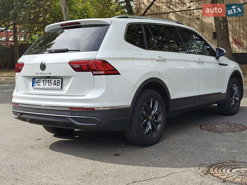 Внедорожник / Кроссовер Volkswagen Tiguan Allspace 2023 в Николаеве
