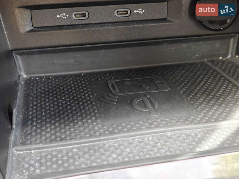 Внедорожник / Кроссовер Volkswagen Tiguan Allspace 2023 в Николаеве