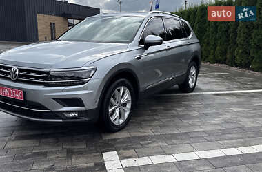 Внедорожник / Кроссовер Volkswagen Tiguan Allspace 2019 в Луцке