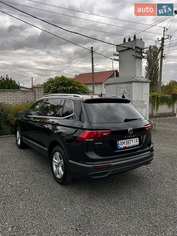 Внедорожник / Кроссовер Volkswagen Tiguan Allspace 2022 в Житомире