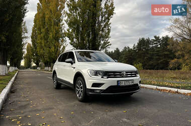 Внедорожник / Кроссовер Volkswagen Tiguan Allspace 2019 в 