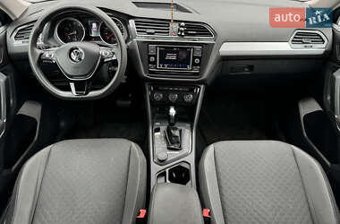 Внедорожник / Кроссовер Volkswagen Tiguan Allspace 2018 в 