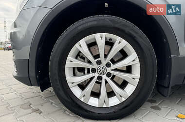 Внедорожник / Кроссовер Volkswagen Tiguan Allspace 2018 в 