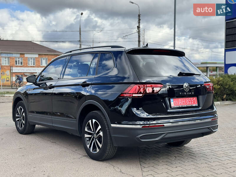 Внедорожник / Кроссовер Volkswagen Tiguan Allspace 2023 в Сумах