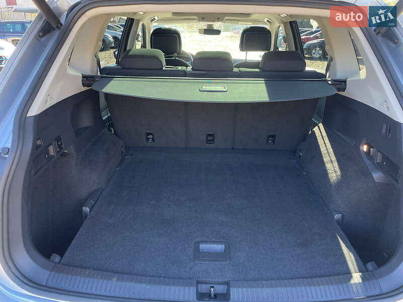 Позашляховик / Кросовер Volkswagen Tiguan Allspace 2021 в Луцьку