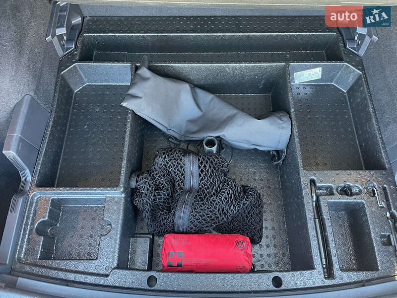 Позашляховик / Кросовер Volkswagen Tiguan Allspace 2021 в Луцьку
