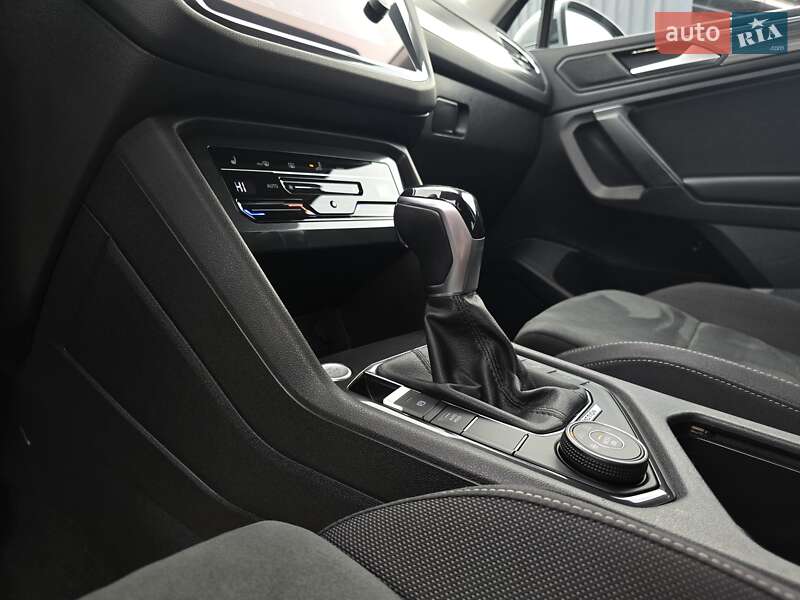 Позашляховик / Кросовер Volkswagen Tiguan Allspace 2021 в Луцьку фото 89 Позашляховик / Кросовер Volkswagen Tiguan Allspace 2021 в Луцьку