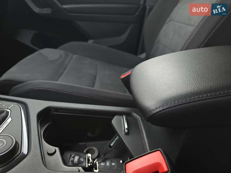 Позашляховик / Кросовер Volkswagen Tiguan Allspace 2021 в Луцьку фото 82 Позашляховик / Кросовер Volkswagen Tiguan Allspace 2021 в Луцьку