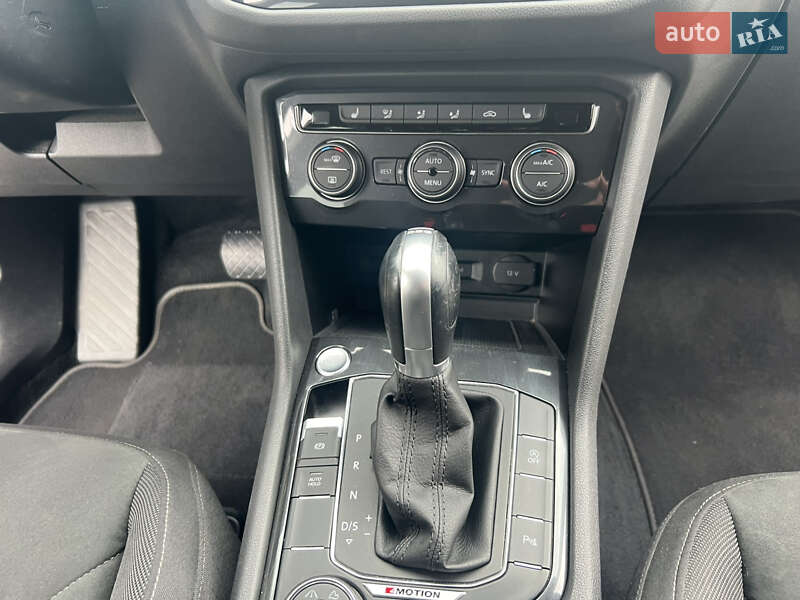 Внедорожник / Кроссовер Volkswagen Tiguan Allspace 2019 в Бердичеве фото 28 Внедорожник / Кроссовер Volkswagen Tiguan Allspace 2019 в Бердичеве