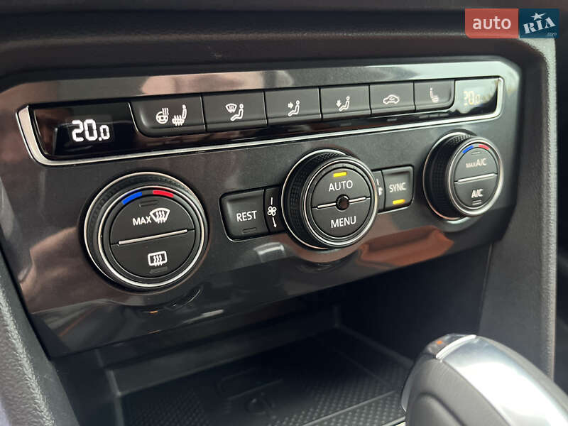 Позашляховик / Кросовер Volkswagen Tiguan Allspace 2020 в Житомирі