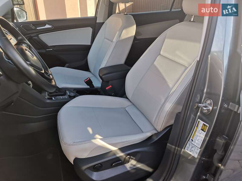 Внедорожник / Кроссовер Volkswagen Tiguan Allspace 2018 в Луцке фото 23 Внедорожник / Кроссовер Volkswagen Tiguan Allspace 2018 в Луцке