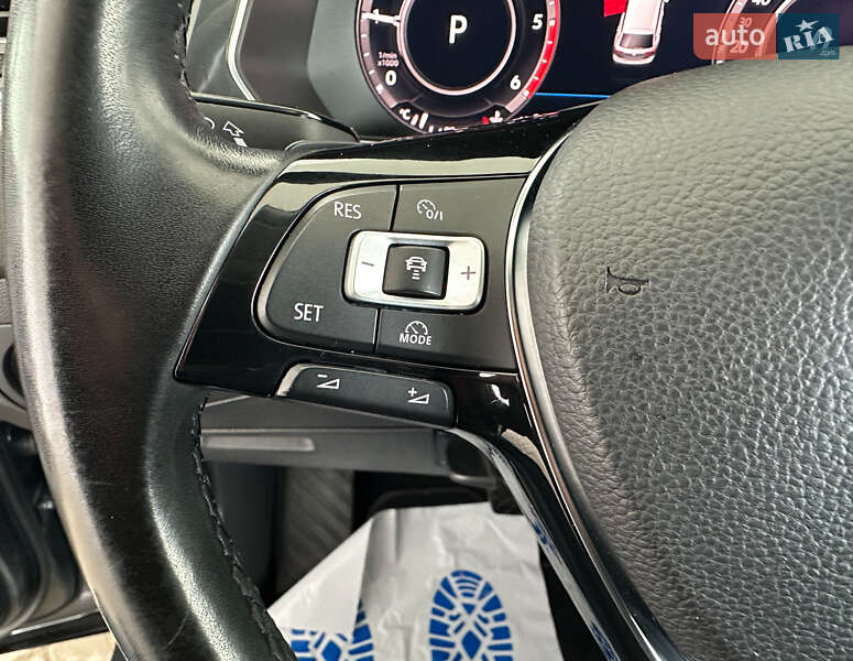 Позашляховик / Кросовер Volkswagen Tiguan Allspace 2018 в Львові