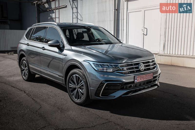 Внедорожник / Кроссовер Volkswagen Tiguan Allspace 2024 в Черновцах