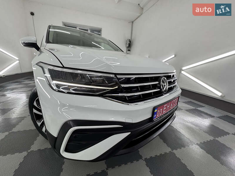 Внедорожник / Кроссовер Volkswagen Tiguan Allspace 2022 в Трускавце