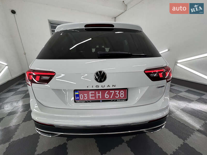 Внедорожник / Кроссовер Volkswagen Tiguan Allspace 2022 в Трускавце