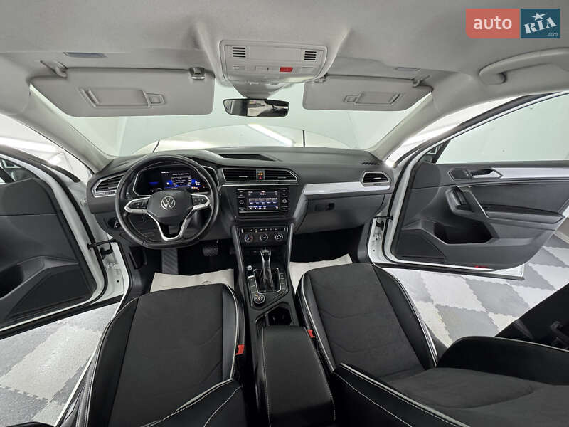 Внедорожник / Кроссовер Volkswagen Tiguan Allspace 2022 в Трускавце