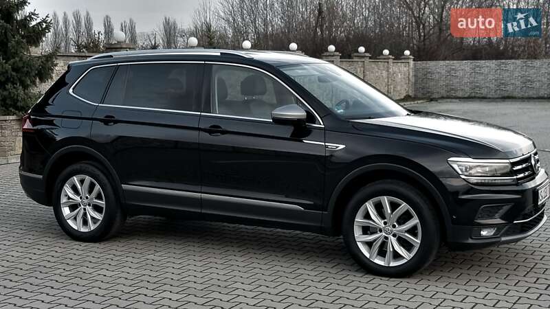Внедорожник / Кроссовер Volkswagen Tiguan Allspace 2020 в Черновцах