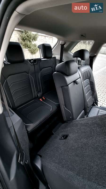 Внедорожник / Кроссовер Volkswagen Tiguan Allspace 2020 в Черновцах