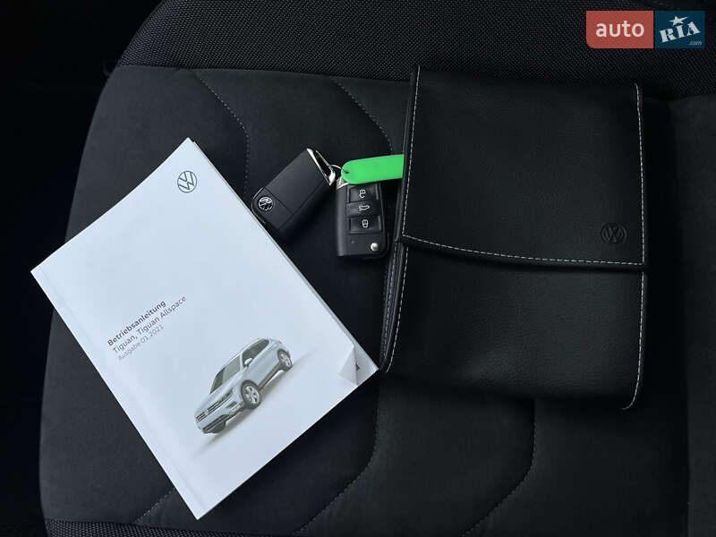 Позашляховик / Кросовер Volkswagen Tiguan Allspace 2021 в Луцьку