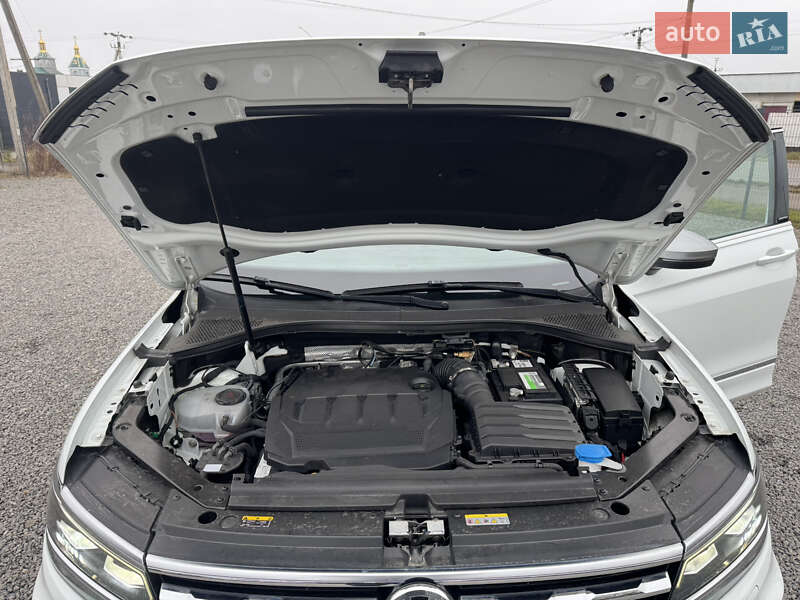 Внедорожник / Кроссовер Volkswagen Tiguan Allspace 2020 в Староконстантинове
