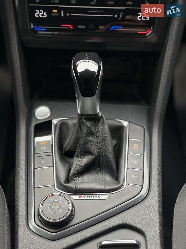 Внедорожник / Кроссовер Volkswagen Tiguan Allspace 2021 в Луцке