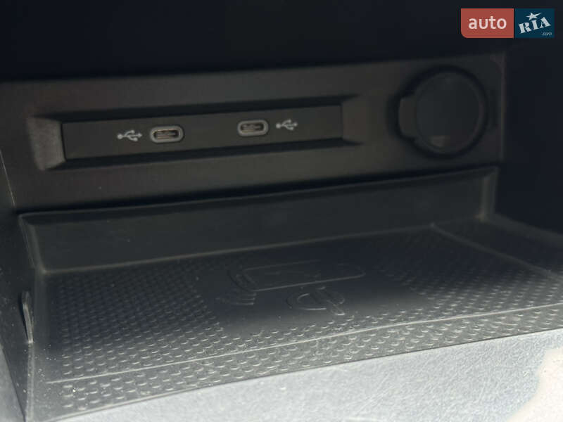 Внедорожник / Кроссовер Volkswagen Tiguan Allspace 2021 в Луцке