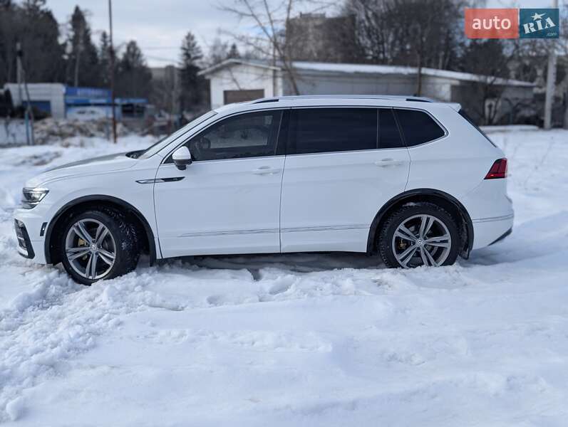 Внедорожник / Кроссовер Volkswagen Tiguan Allspace 2018 в Львове