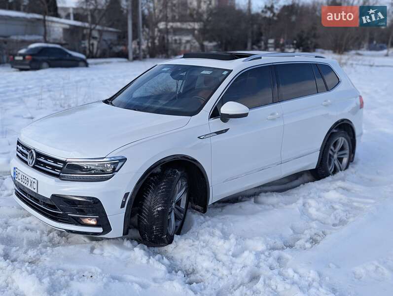 Внедорожник / Кроссовер Volkswagen Tiguan Allspace 2018 в Львове