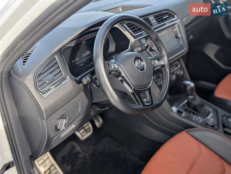 Внедорожник / Кроссовер Volkswagen Tiguan Allspace 2018 в Львове