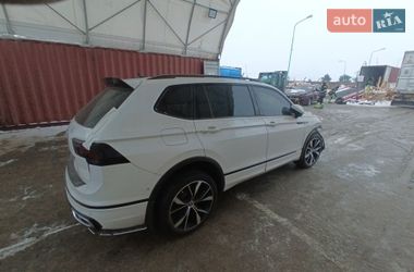 Внедорожник / Кроссовер Volkswagen Tiguan Allspace 2022 в Киеве