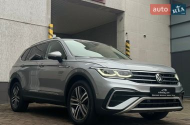 Внедорожник / Кроссовер Volkswagen Tiguan Allspace 2021 в Луцке