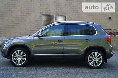 Внедорожник / Кроссовер Volkswagen Tiguan 2014 в Киеве