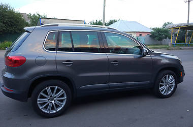 Внедорожник / Кроссовер Volkswagen Tiguan 2012 в Днепре