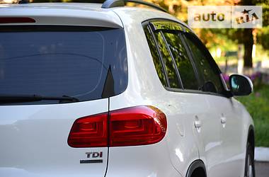 Позашляховик / Кросовер Volkswagen Tiguan 2012 в Луцьку