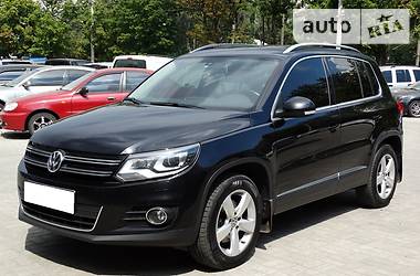 Внедорожник / Кроссовер Volkswagen Tiguan 2012 в Днепре